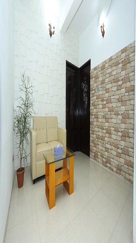 monsoon inn Light image